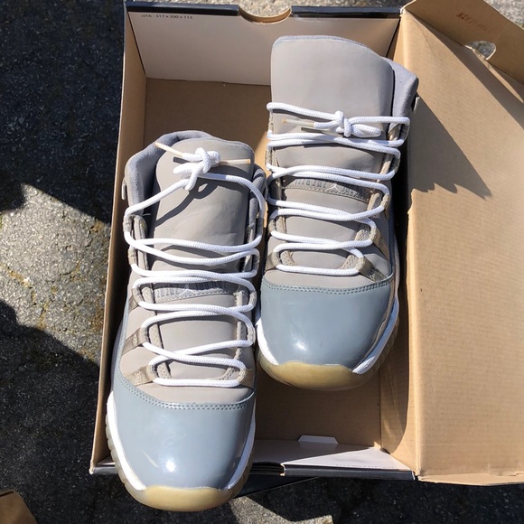 Air Jordan RETRO 11’s  size 5Y - Picture 4 of 8